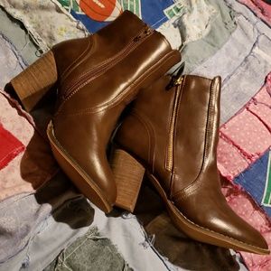 High ankle boots NEVER WORN